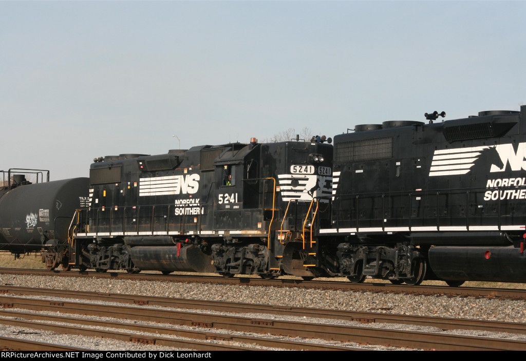 NS 5241